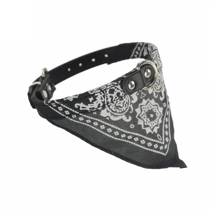 COLEIRA BANDANA P PRETA 32CM
